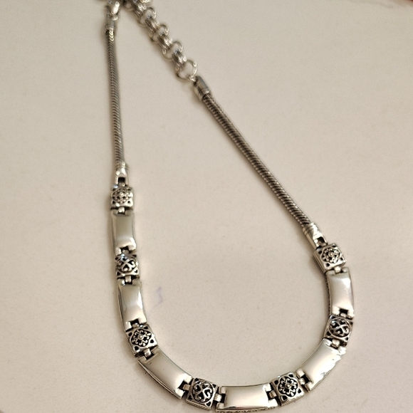 Brighton Tribeca Necklace Silver plated Rectangular Links Adjustable Retired - Picture 2 of 7